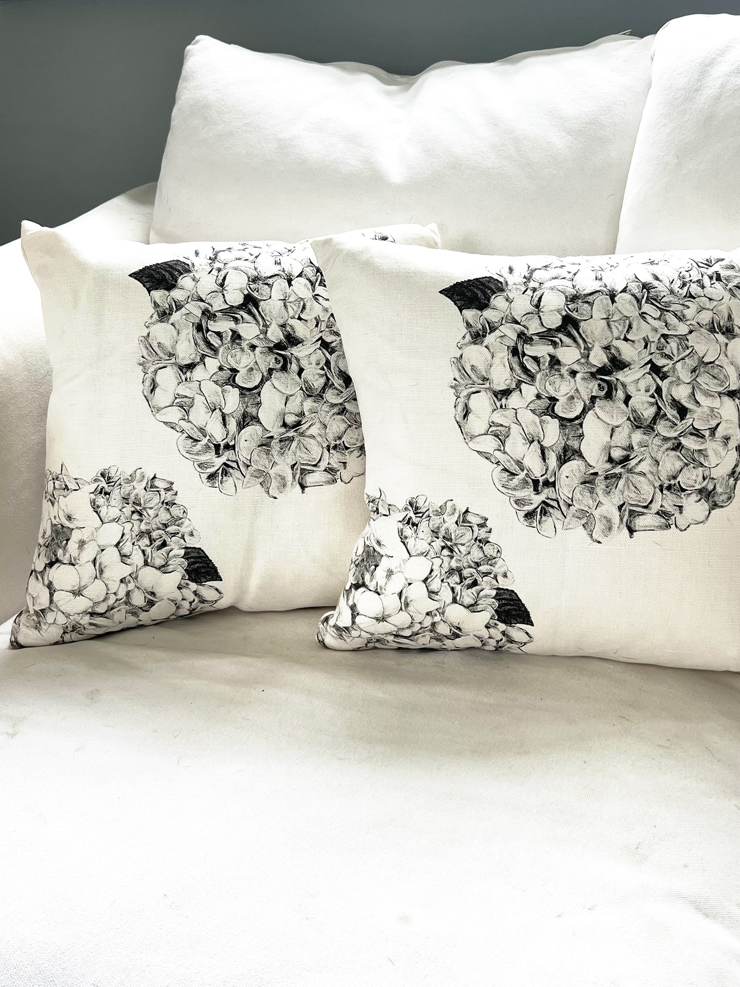 Hydrangea - White - Cushion