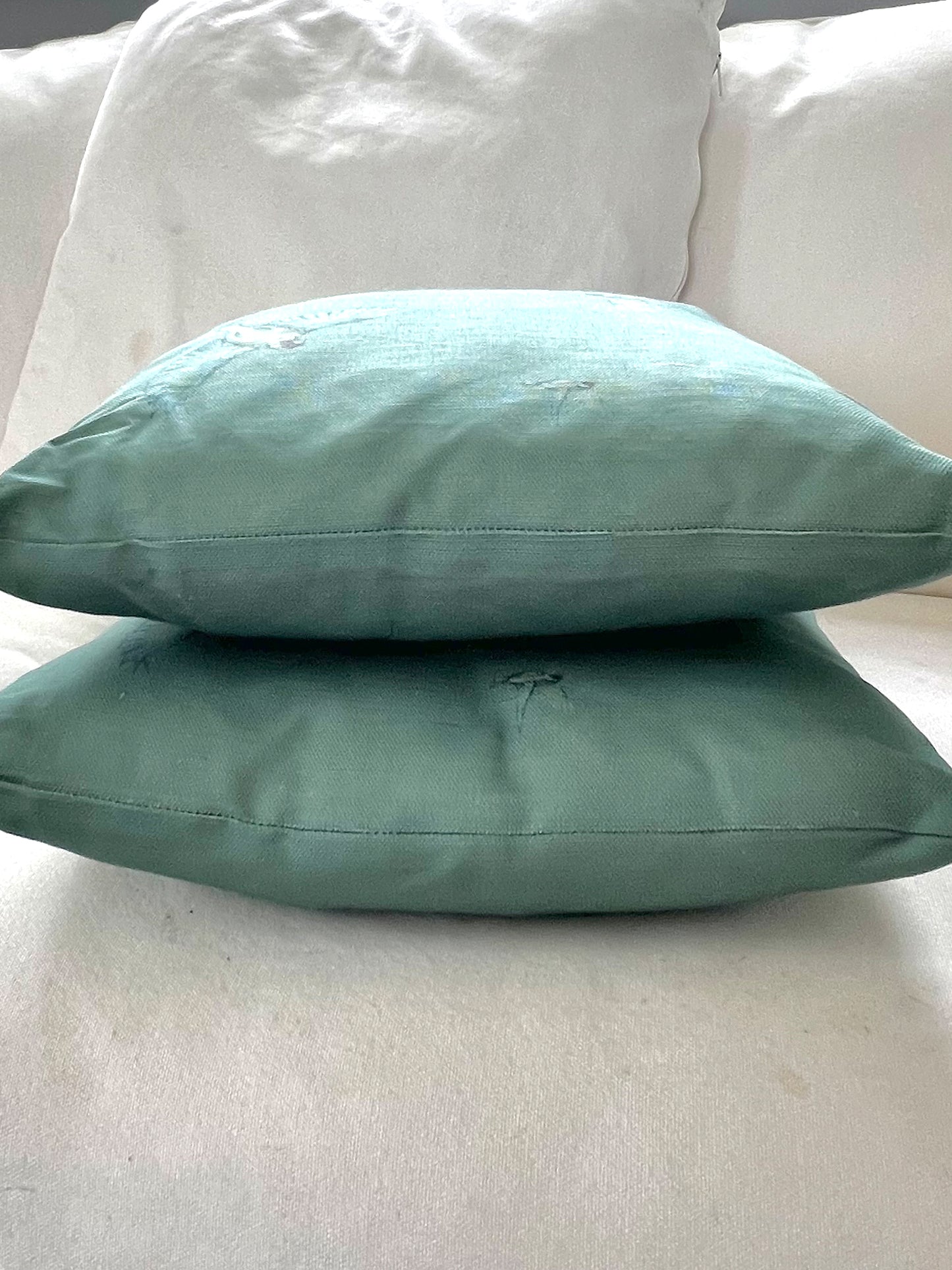 Goldfinch - Cushion